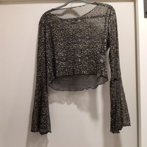 Unworn fashion nova cropped dress shirt .